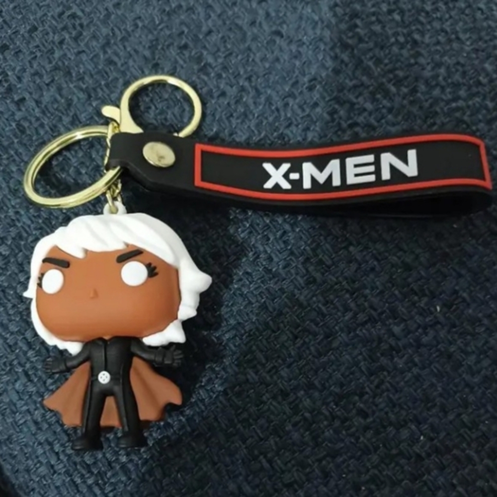 X-Men Storm Keychain - Picture 2 of 7